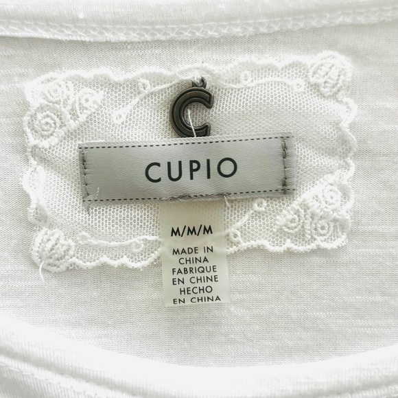 Cupio | White Eyelet Sleeve Curve Hemmed Women  Top Medium - Picture 8 of 9
